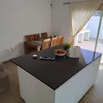 La Catumbela بيت للعطل